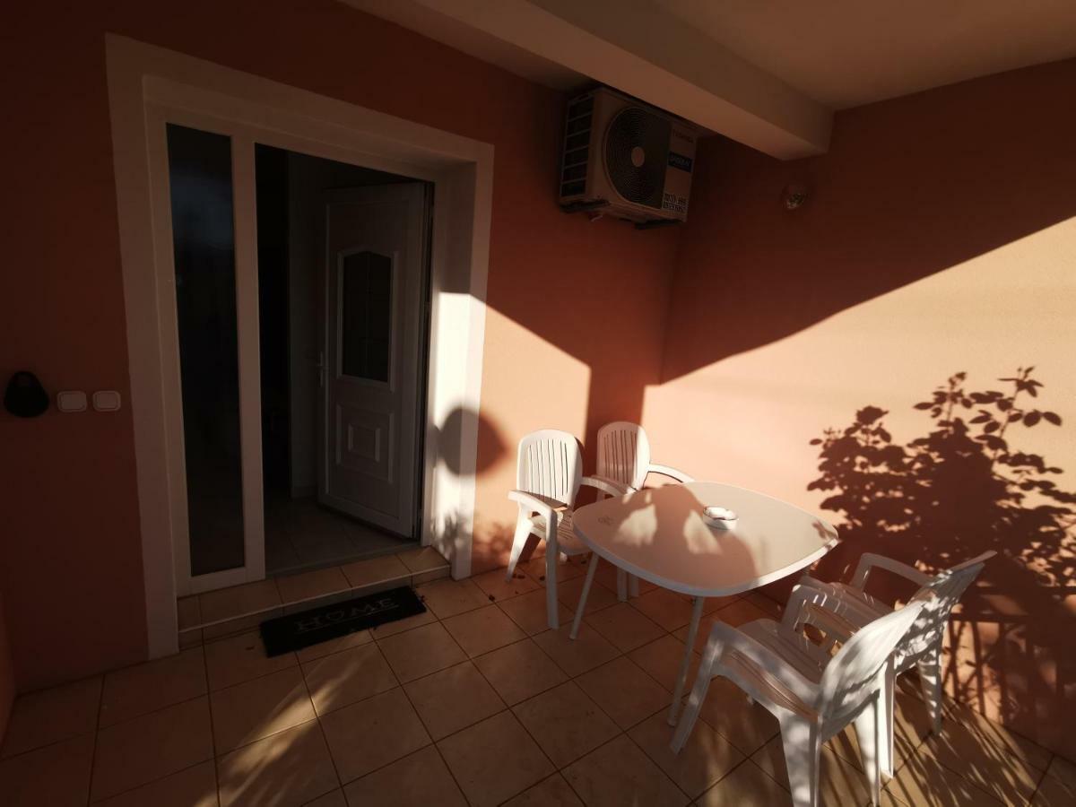 Appartement Blue Place W. Terrace à Poreč Extérieur photo